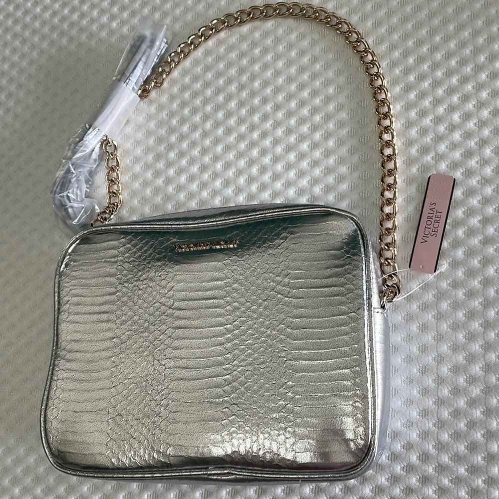 🐍NWT🐍Victoria’s Secret Crossbody
